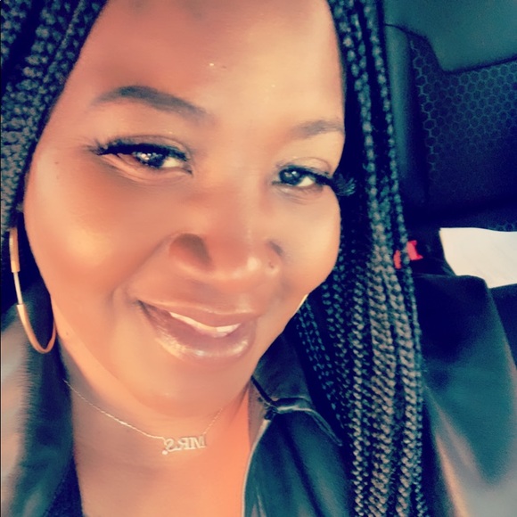 Meet your Posher, Bibi - Picture 1 of 1